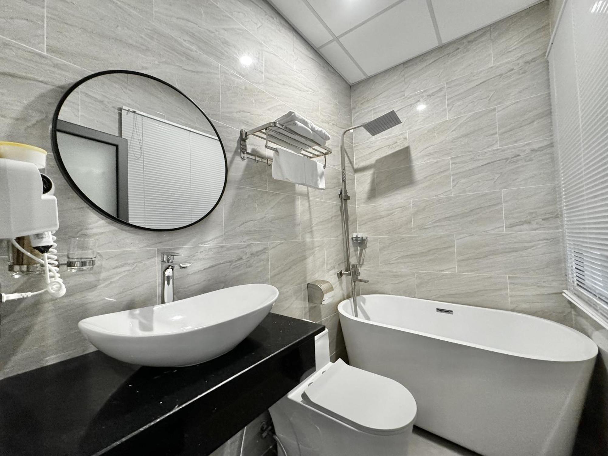 Lion 5 Hotel Can Tho Bagian luar foto